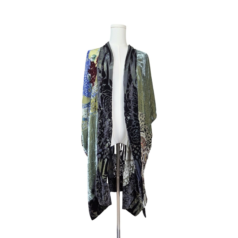 Chico's OS Velvet Kimono Cardigan Wrap Mixed Print Floral Animal Whimsigoth Boho